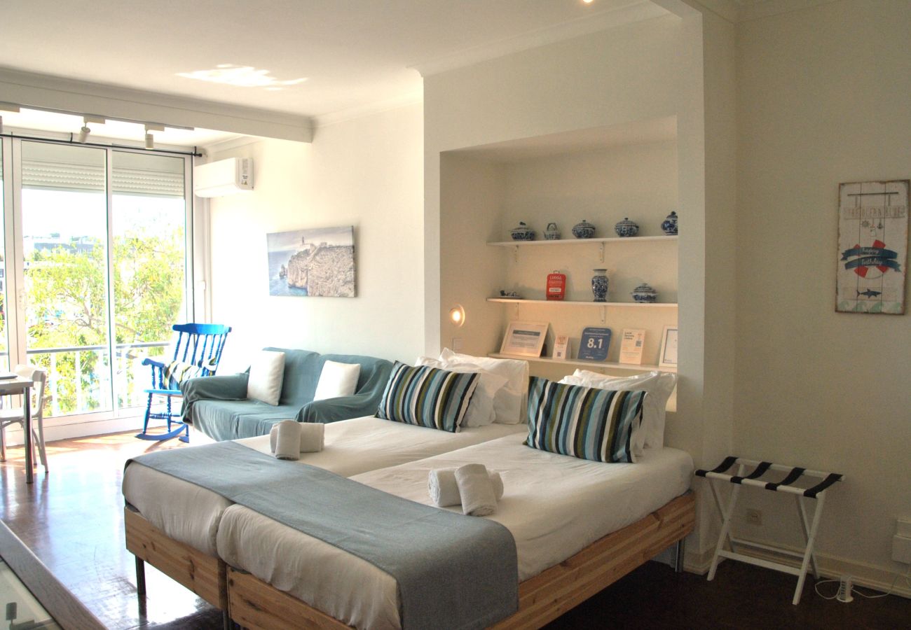 Estúdio em Estoril - RENT4REST ESTORIL BEACHFRONT APARTMENT - STUDIO