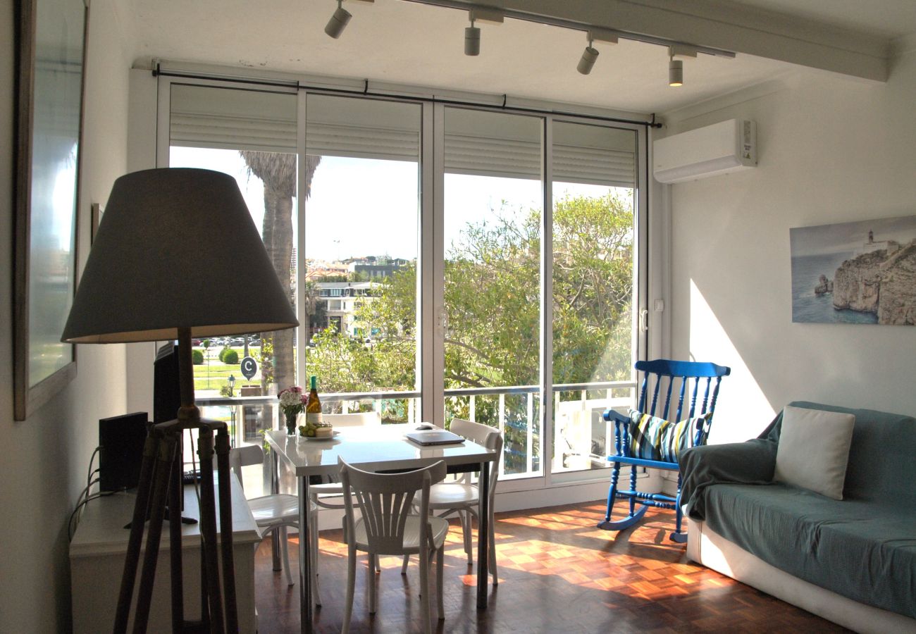 Estúdio em Estoril - RENT4REST ESTORIL BEACHFRONT APARTMENT - STUDIO