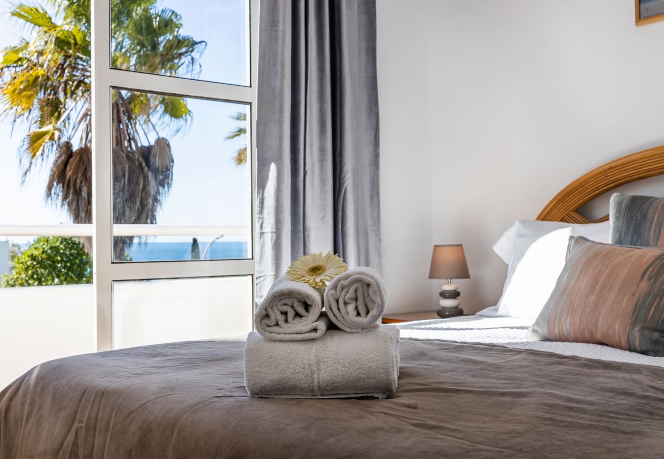 Villa em Galé - Villa Luz do Atlantico, 100m da praia e piscina privada