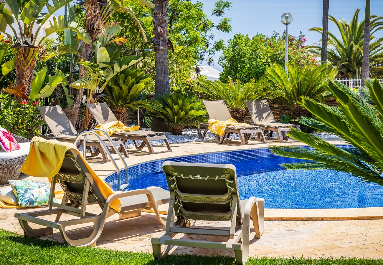 Villa em Albufeira - Villa Eva OCV - Privada com Piscina e Sala de Jogos