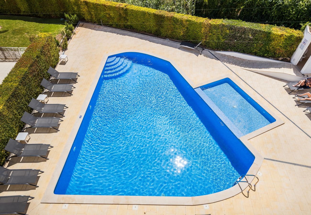 Apartamento em Albufeira - Apt. Duplex OCV - 5min Praia