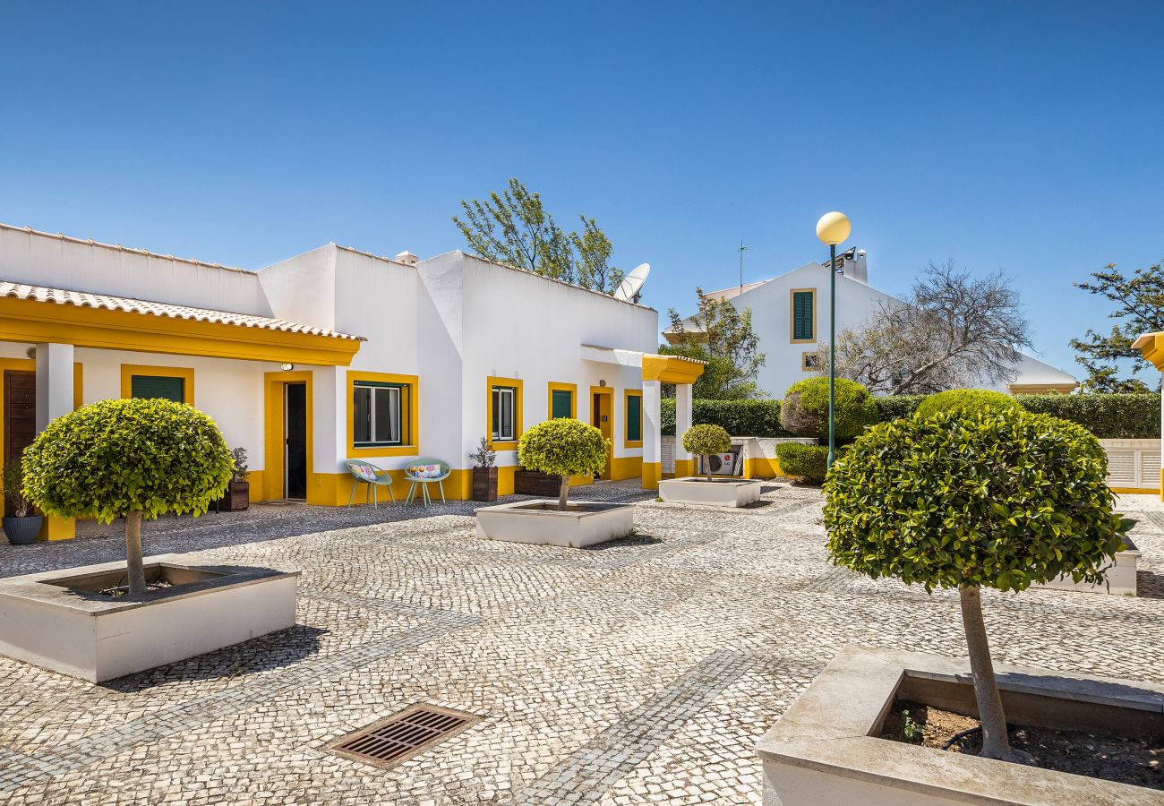 Estúdio em Albufeira - Nuances do Oceano OCV - Piscina e estacionamento