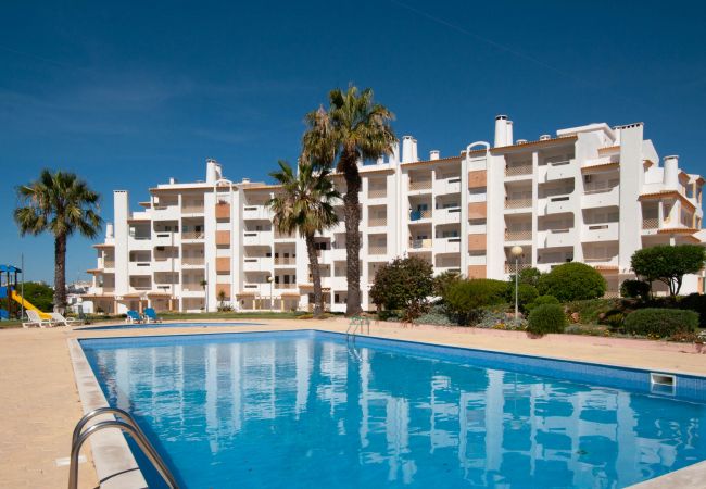 Estúdio em Albufeira - Ondas Verdes - Central, piscina & Ténis