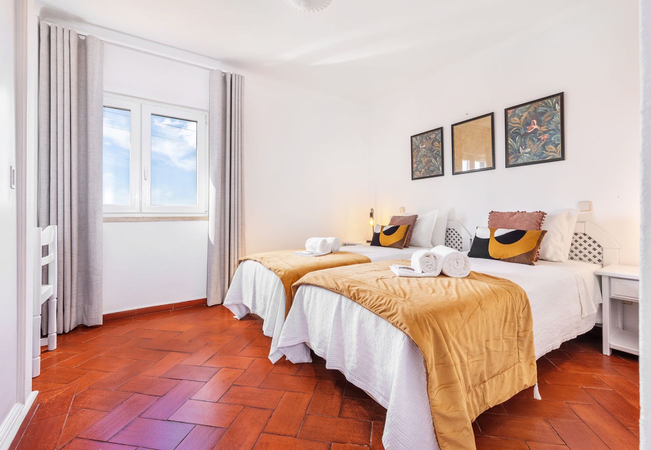 Apartamento em Albufeira - Apt Flor de Lis OCV - Piscina e Estacionamento