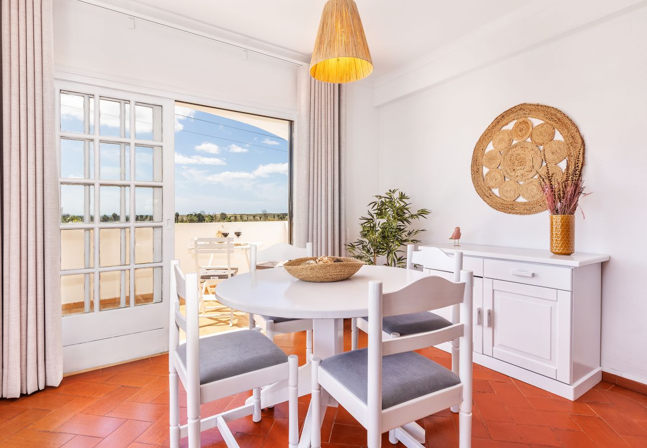 Apartamento em Albufeira - Apt Flor de Lis OCV - Piscina e Estacionamento