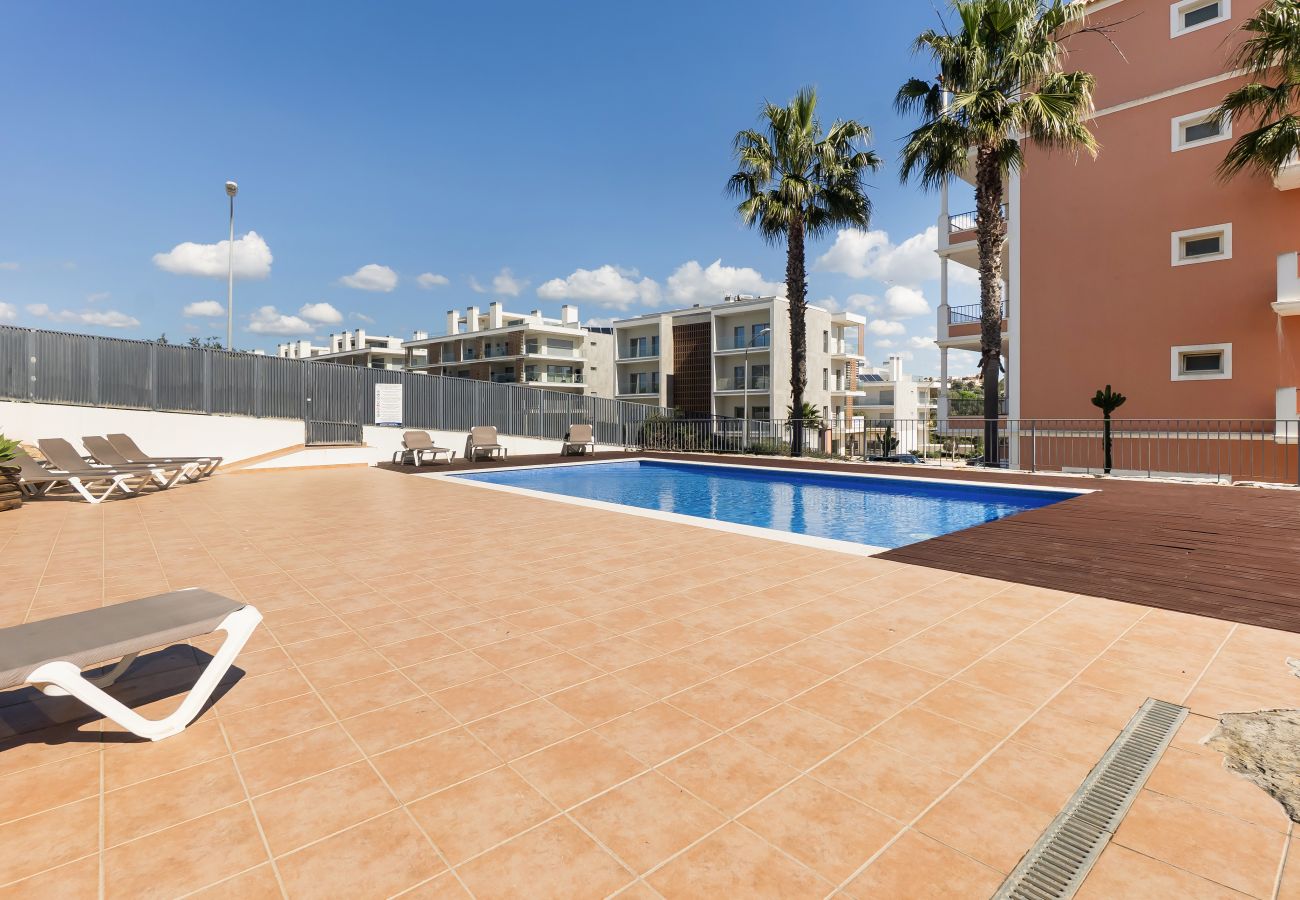 Apartamento em Albufeira - Apt. Deluxe OCV - Piscina & Vista sobre Albufeira