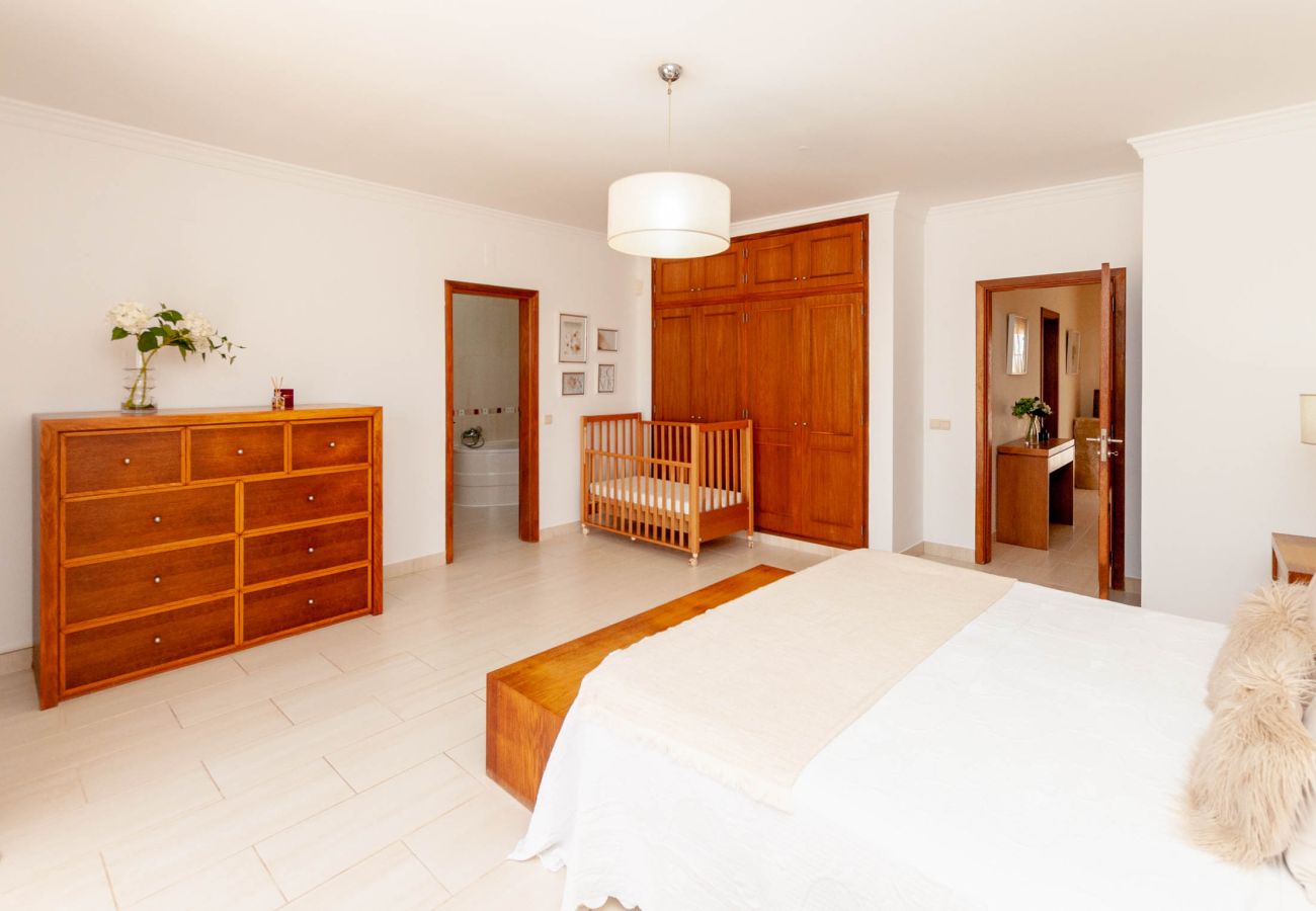 Villa em Albufeira - Vila Perola OCV - Piscina Privada, sossego