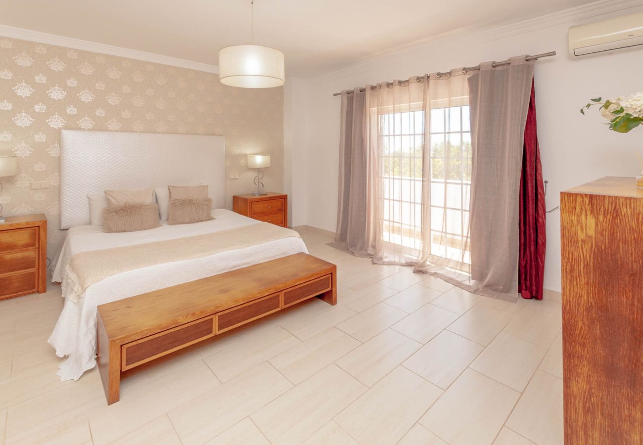 Villa em Albufeira - Vila Perola OCV - Piscina Privada, sossego