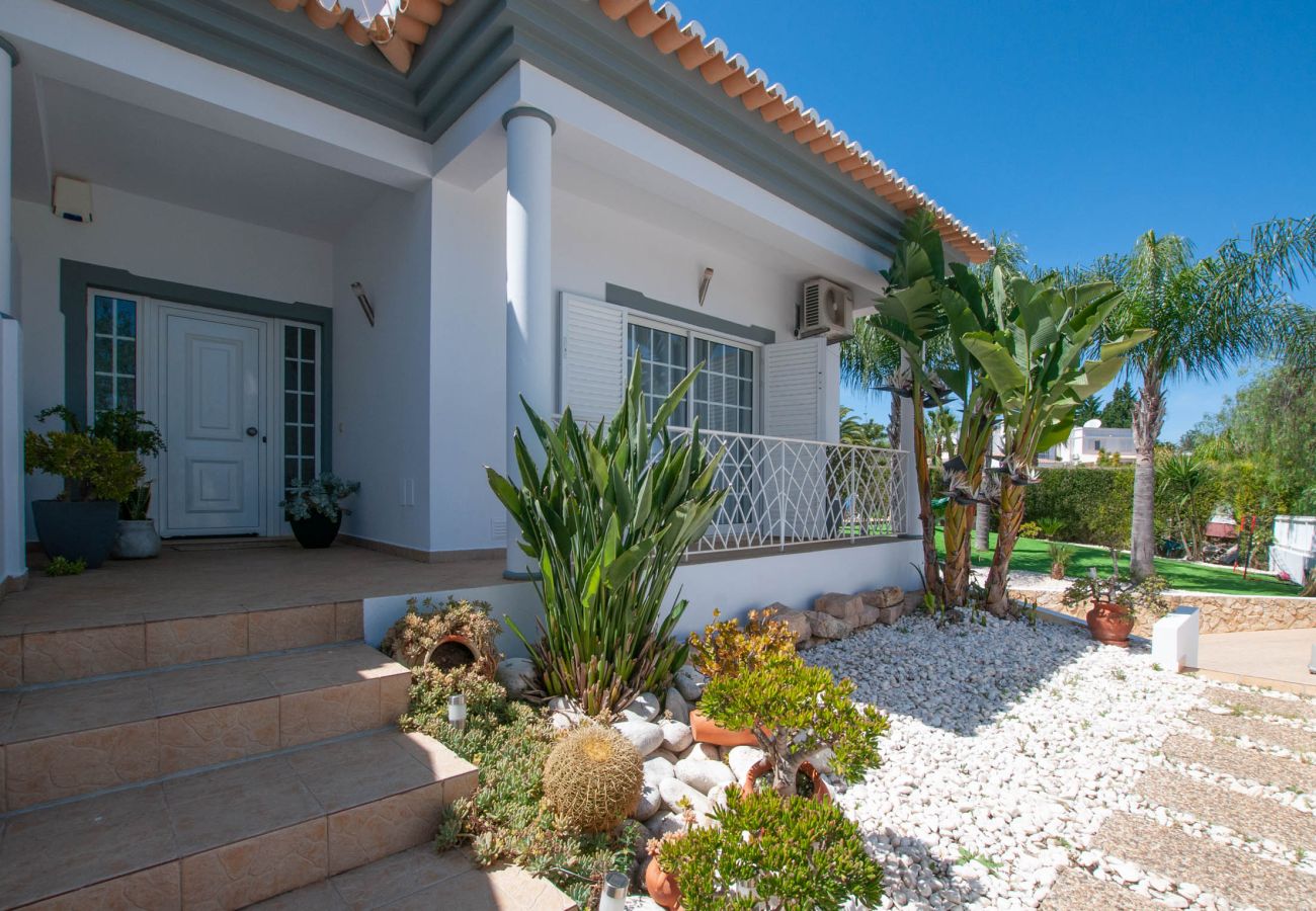 Villa em Albufeira - Vila Perola OCV - Piscina Privada, sossego