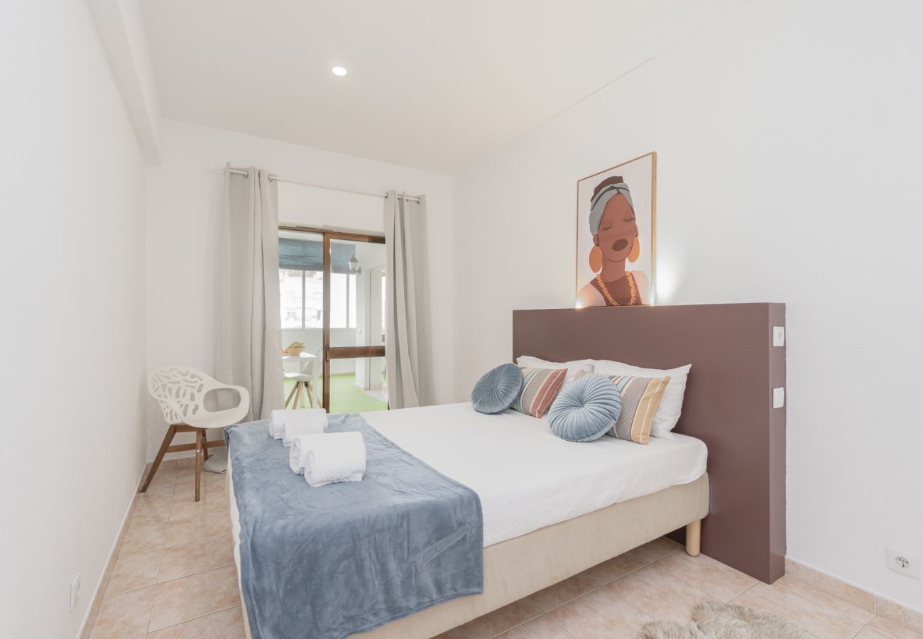 Apartamento em Albufeira - Central Apartment - Piscina no Rooftop