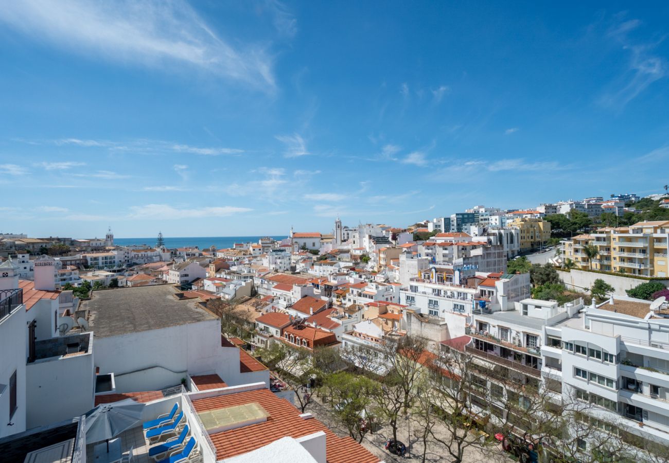 Apartamento em Albufeira - Central Apartment - Piscina no Rooftop