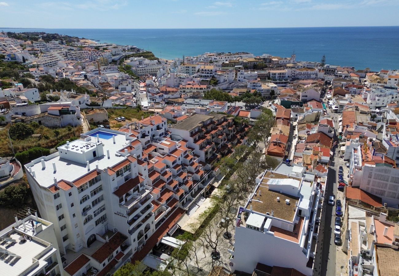 Apartamento em Albufeira - Central Apartment - Piscina no Rooftop