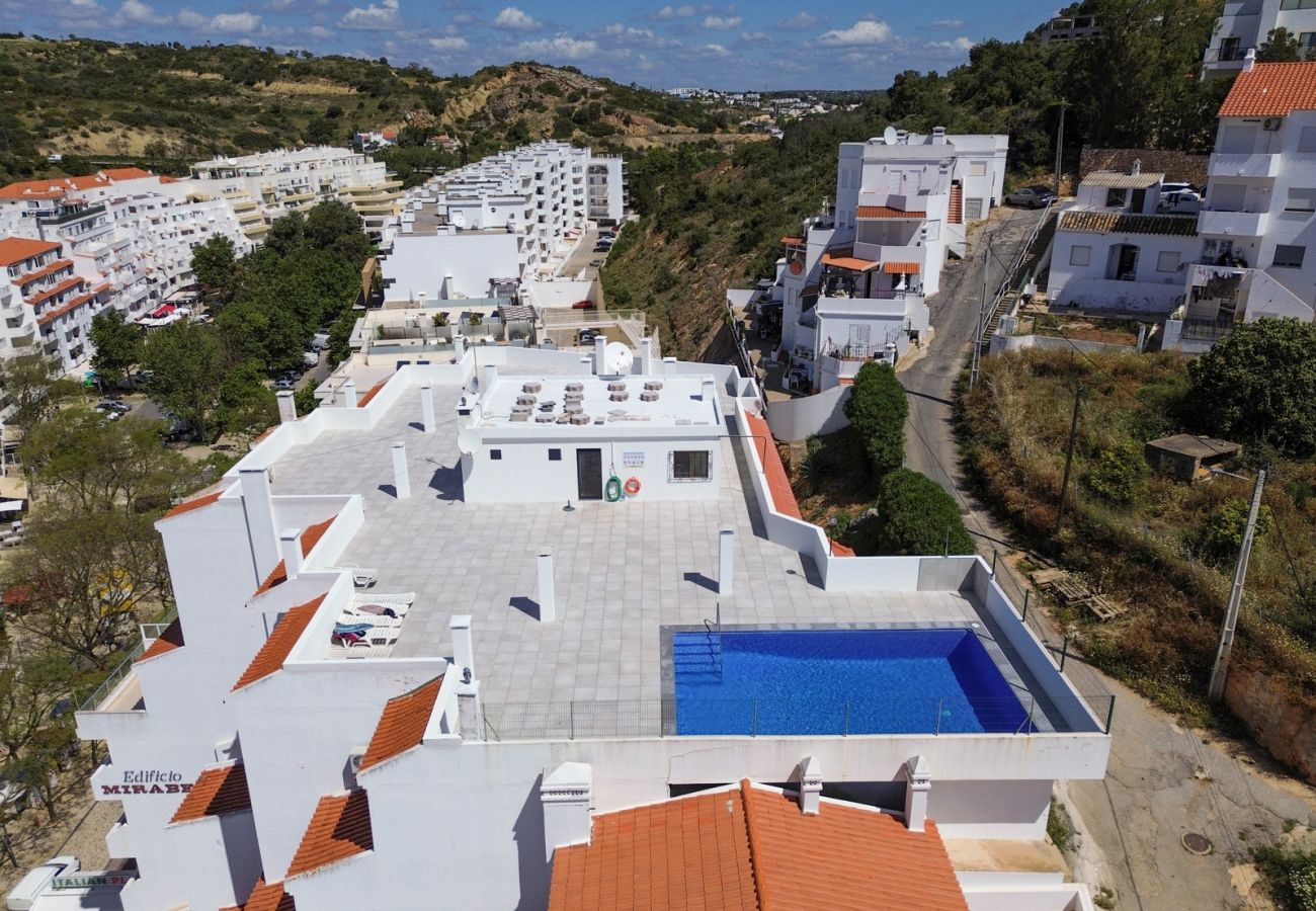 Apartamento em Albufeira - Central Apartment - Piscina no Rooftop
