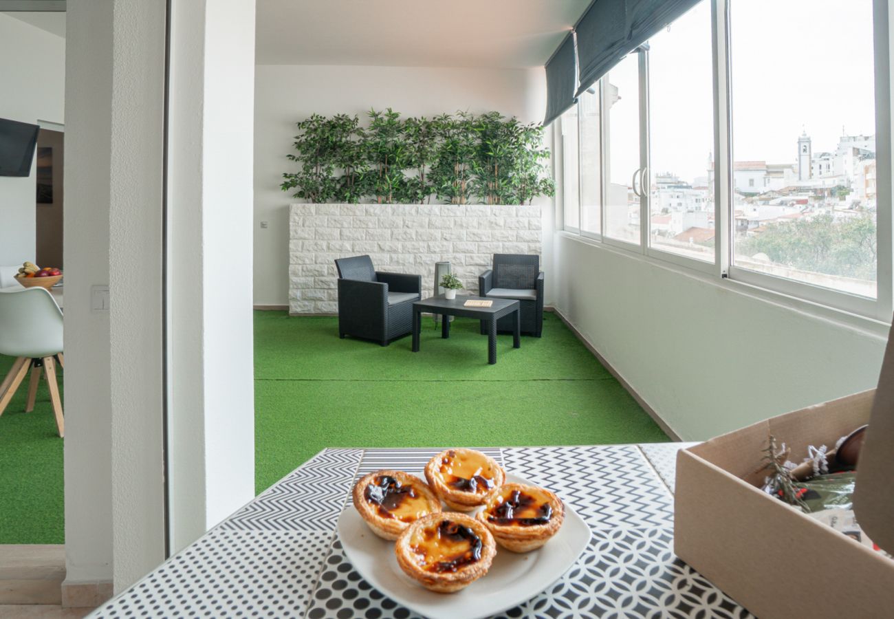 Apartamento em Albufeira - Central Apartment - Piscina no Rooftop