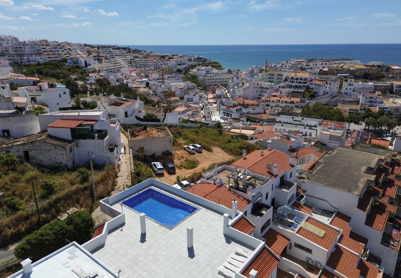 Apartamento em Albufeira - Central Apartment - Piscina no Rooftop