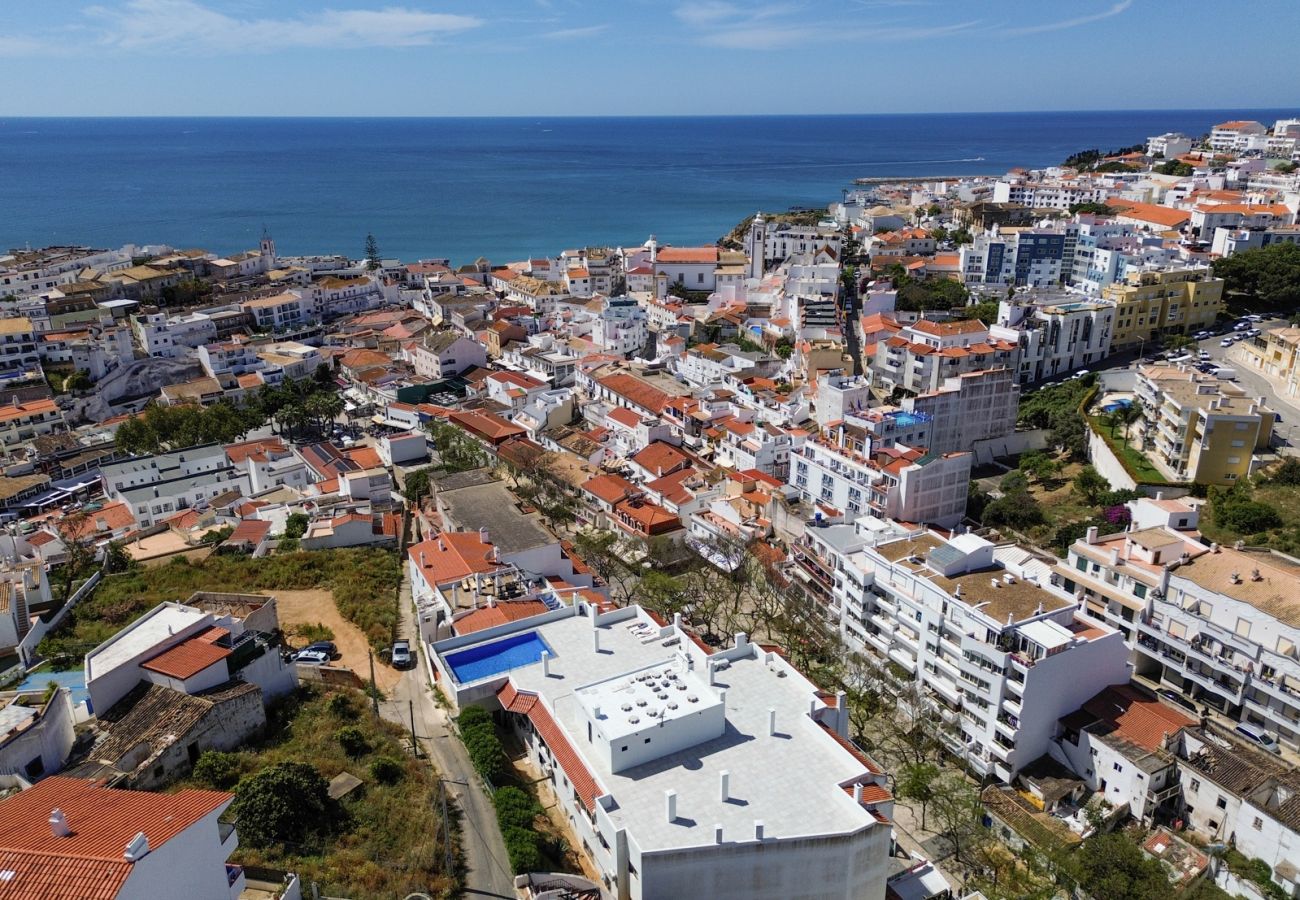 Apartamento em Albufeira - Central Apartment - Piscina no Rooftop