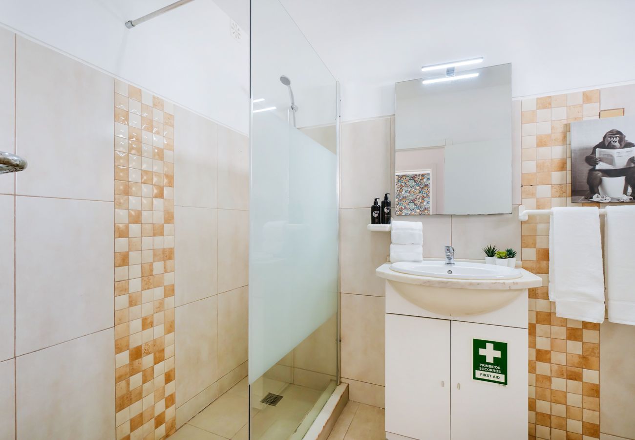 Apartamento em Albufeira - Boat 1 Apt OCV - 100 metros praia, com piscina