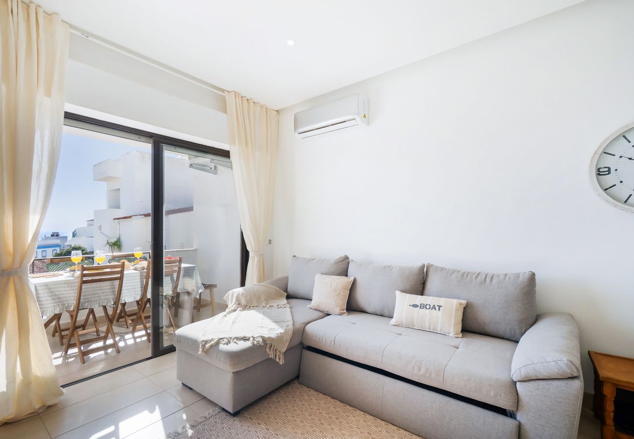 Apartamento em Albufeira - Boat 1 Apt OCV - 100 metros praia, com piscina