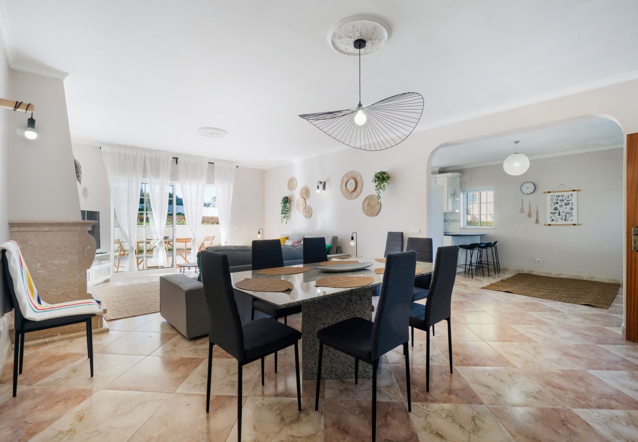 Villa em Albufeira - Villa Umbelina OCV - 5min Praia Arrifes - Sala de Jogos