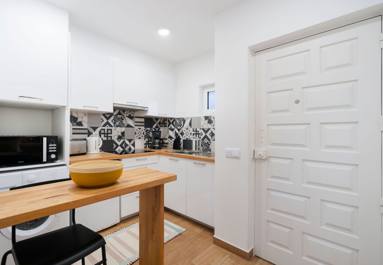 Apartamento em Albufeira - Boat 2 Apt OCV – A 100m do Mar com Piscina