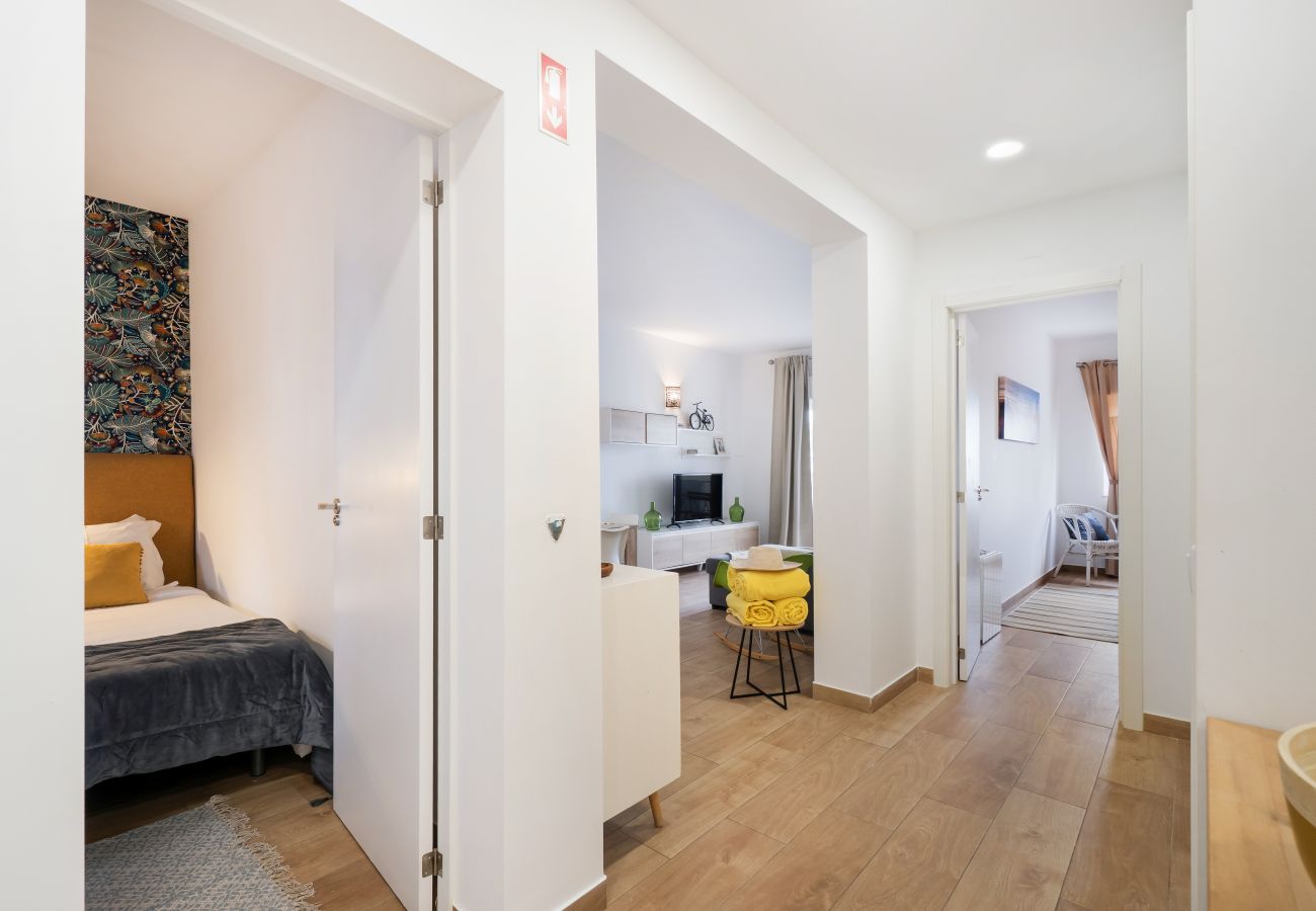 Apartamento em Albufeira - Boat 2 Apt OCV – A 100m do Mar com Piscina
