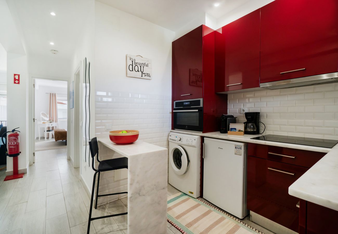 Apartamento em Albufeira - Boat 4 Apt OCV – Perto da Praia (100m) com Piscina