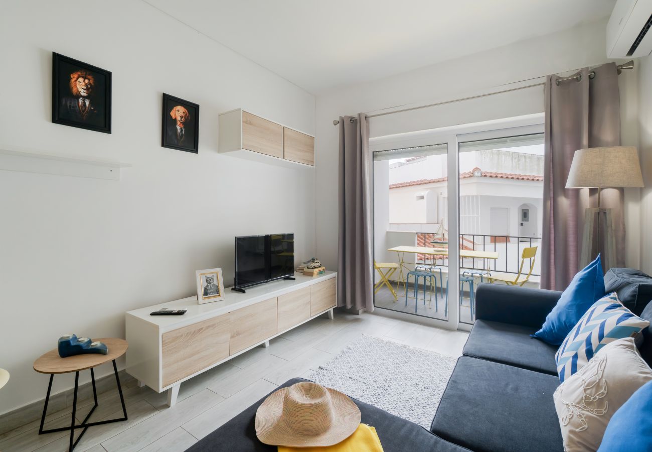Apartamento em Albufeira - Boat 4 Apt OCV – Perto da Praia (100m) com Piscina