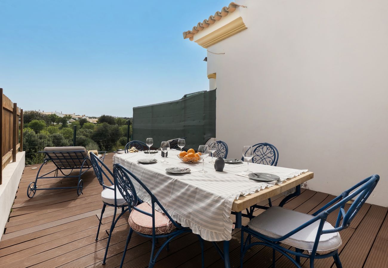 Villa em Albufeira - NEW 2026! Sunny Terrace Home | Pool, BBQ & Relax