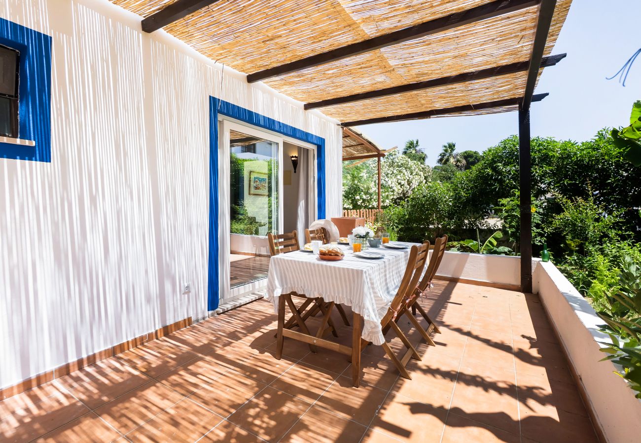 Apartamento em Albufeira - Andorinha OCV | Refúgio calmo, Piscina e Jardim