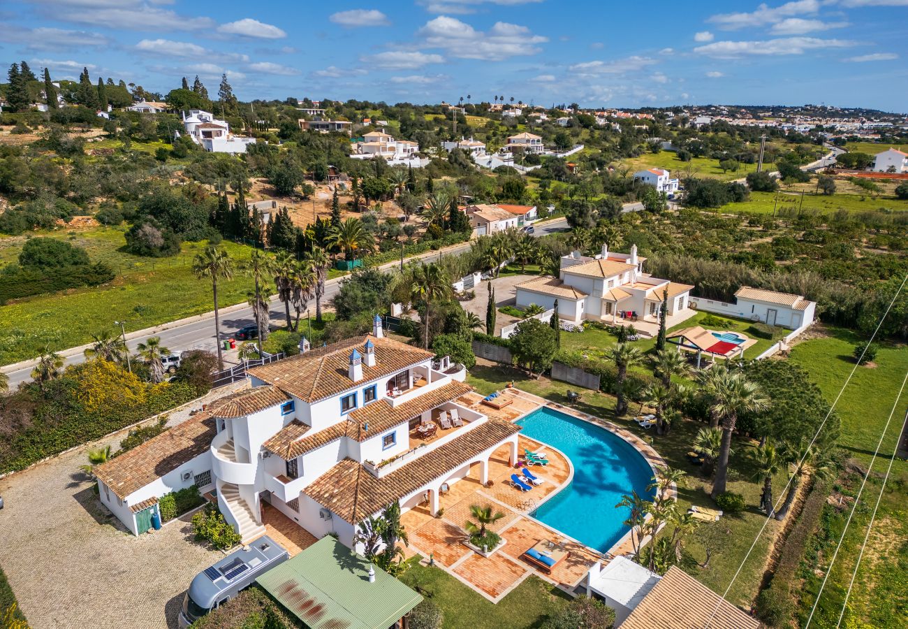 Apartamento em Albufeira - Andorinha OCV | Refúgio calmo, Piscina e Jardim