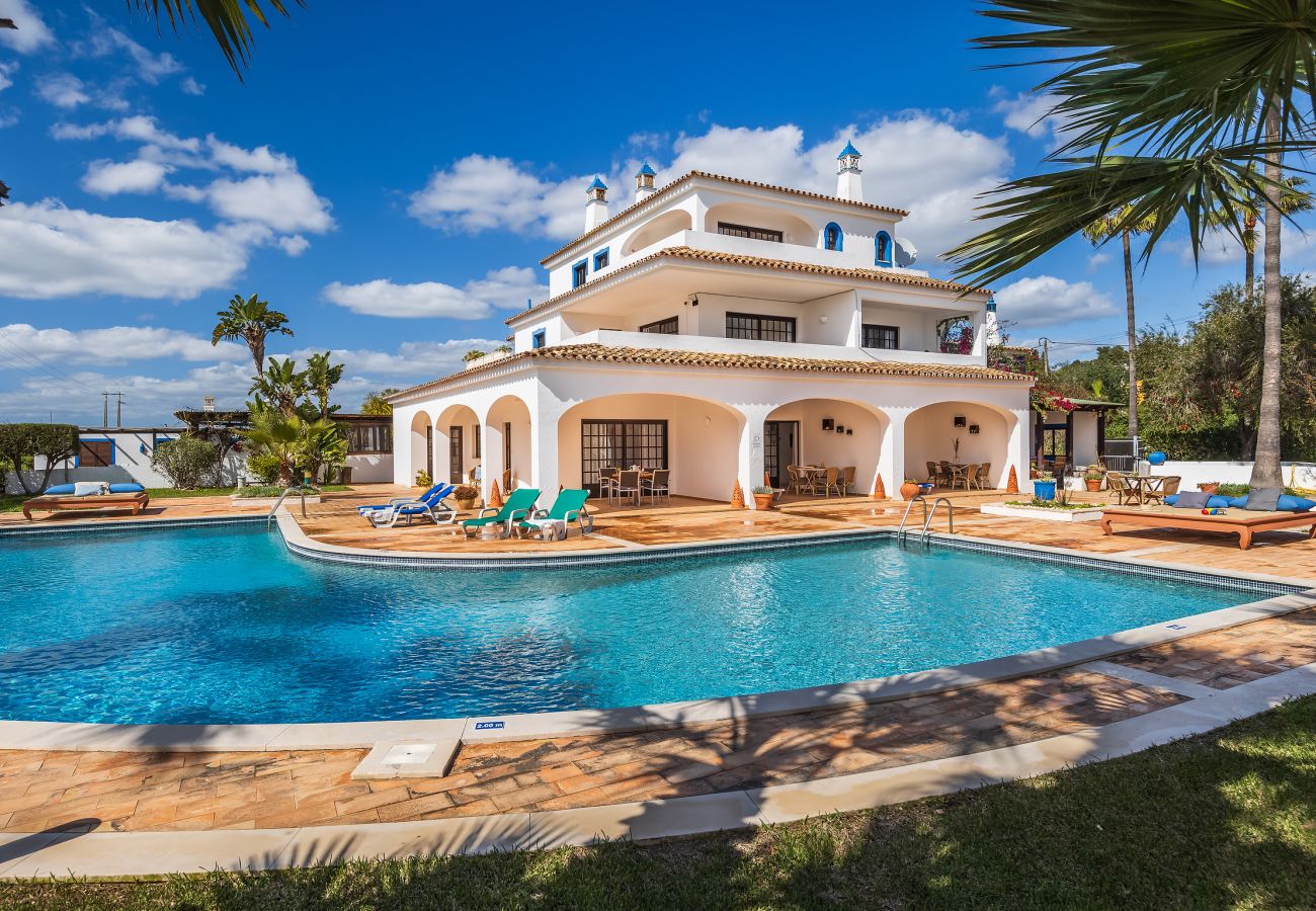 Apartamento em Albufeira - Andorinha OCV | Refúgio calmo, Piscina e Jardim