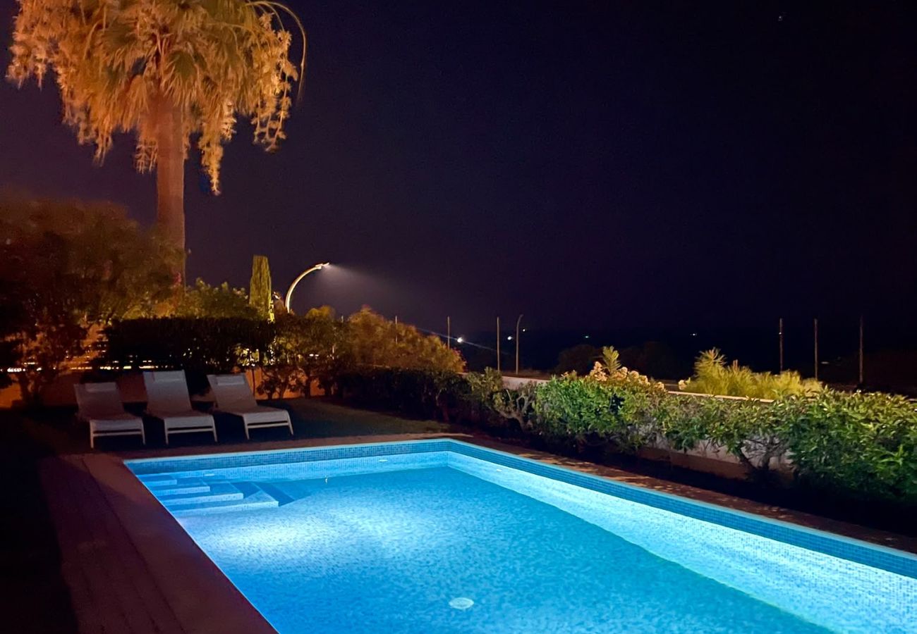 Villa in Galé - Villa Farol OCV - Ocean Front