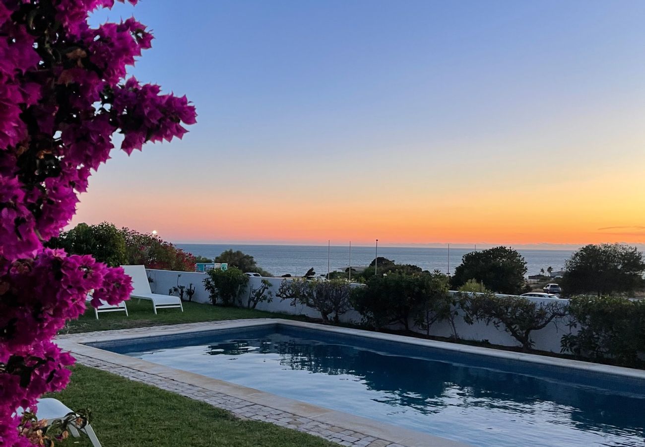 Villa in Galé - Villa Farol OCV - Ocean Front
