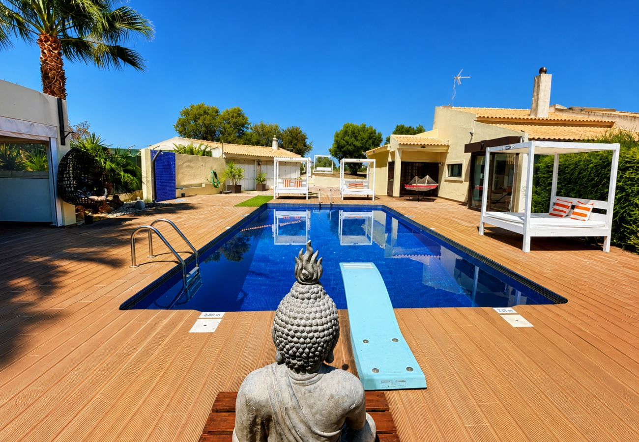 Villa in Guia - Villa Loendros OCV - Private Pool and Garden