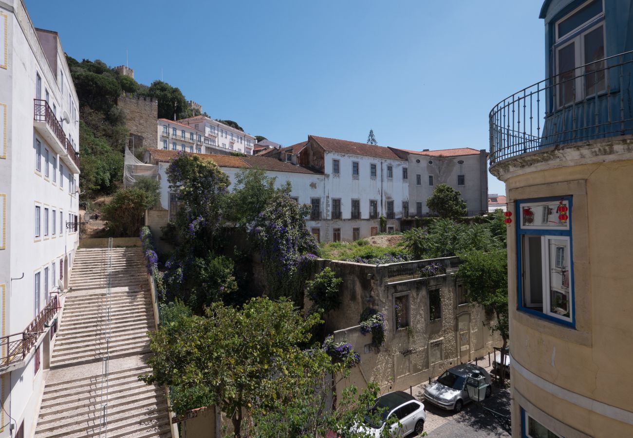Apartment in Lisbon - Dream View Lisbon • Family 3BR Apartment with AC