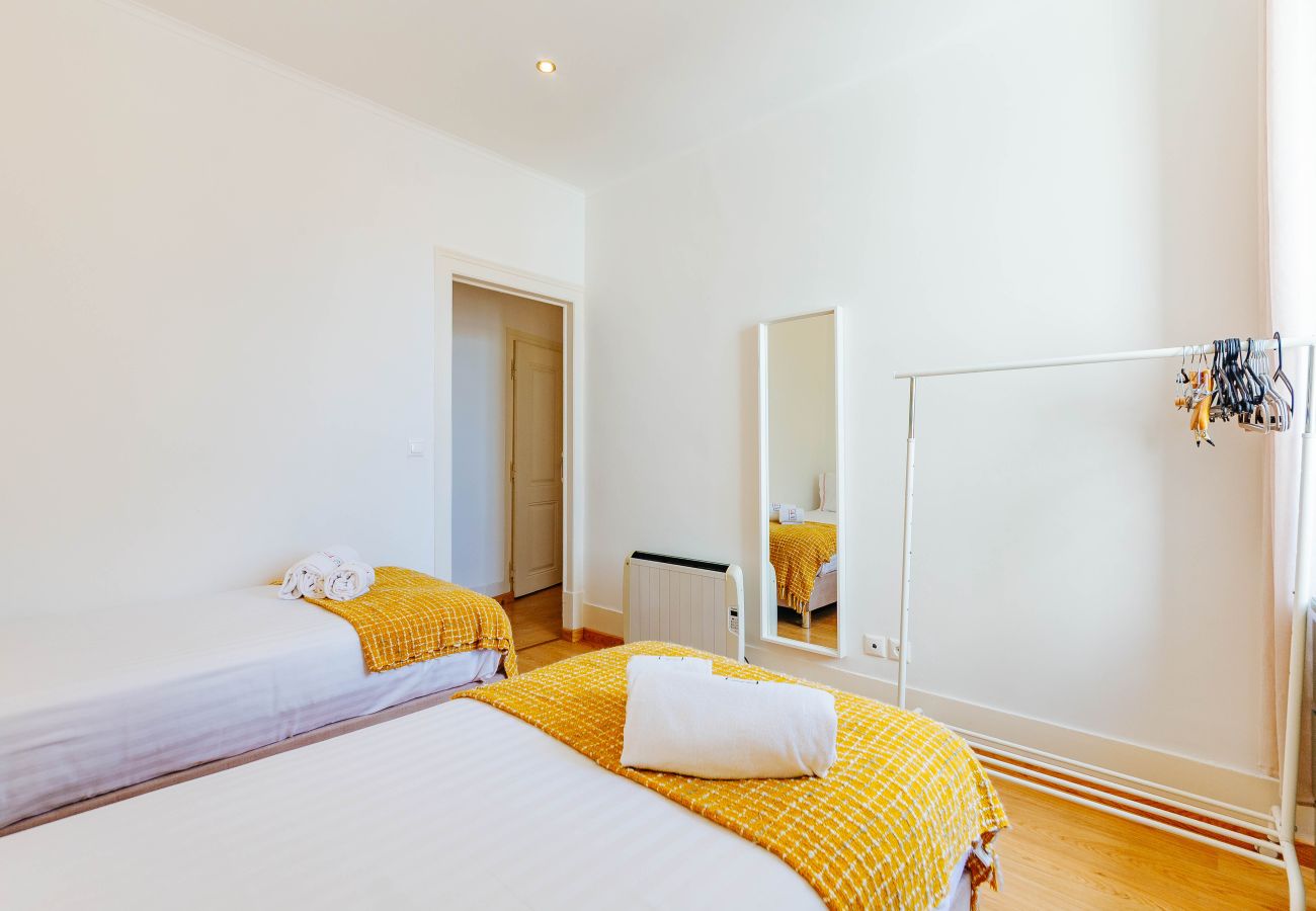 Apartment in Lisbon - Dream View Lisbon • Family 3BR Apartment with AC