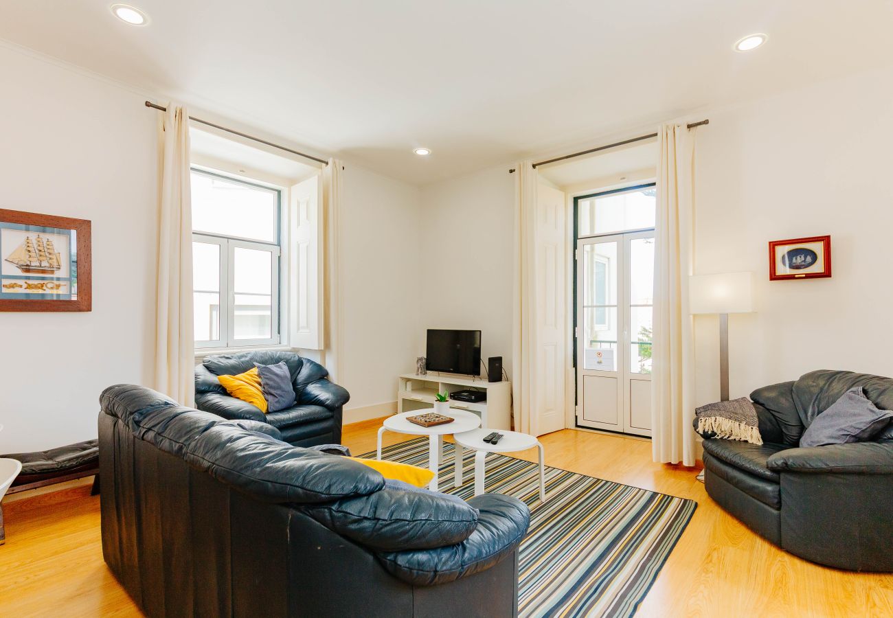 Apartment in Lisbon - Dream View Lisbon • Family 3BR Apartment with AC
