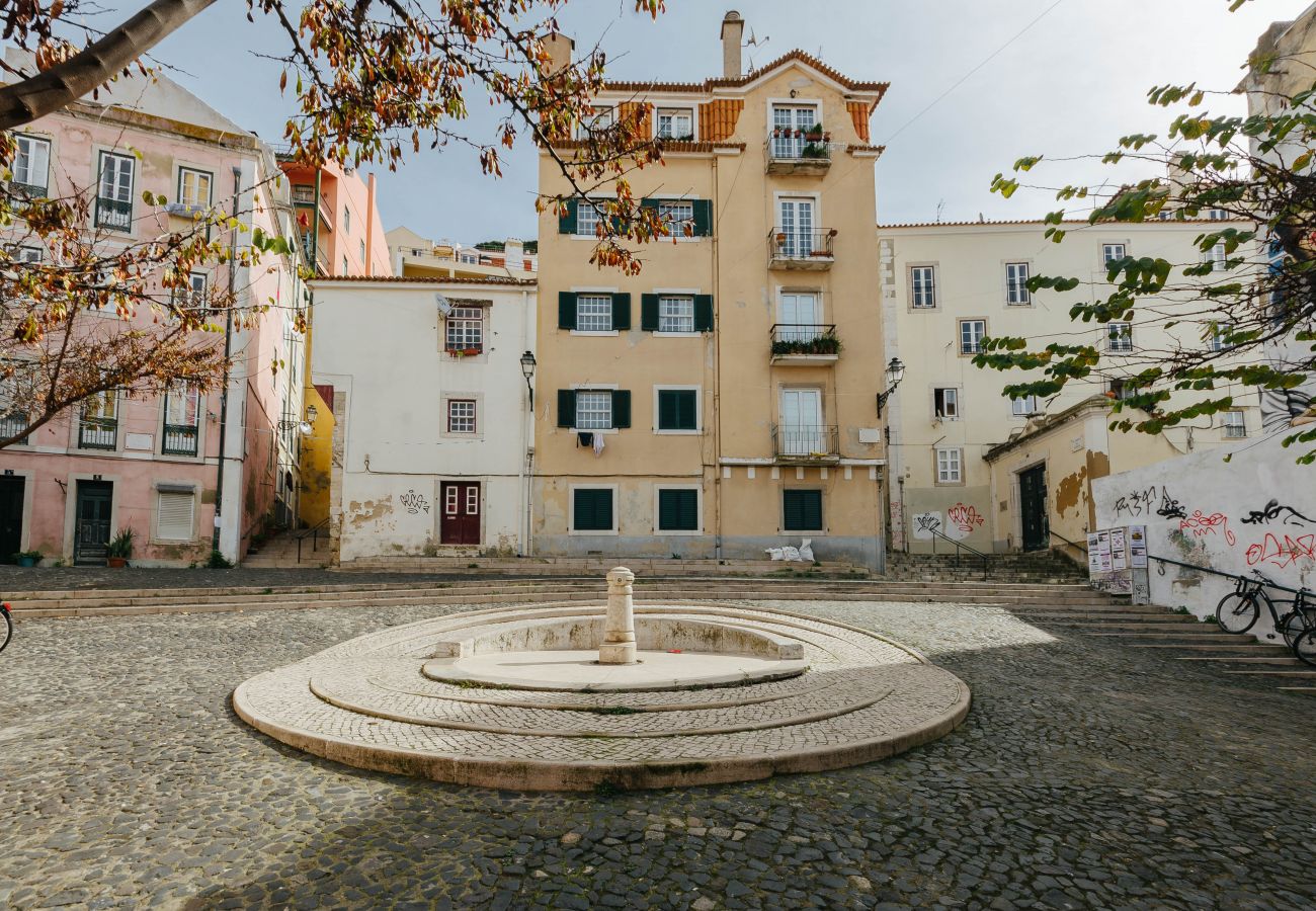 Studio in Lisbon - RENT4REST LISBON DOWNTOWN TINY STUDIO APARTMENT 1