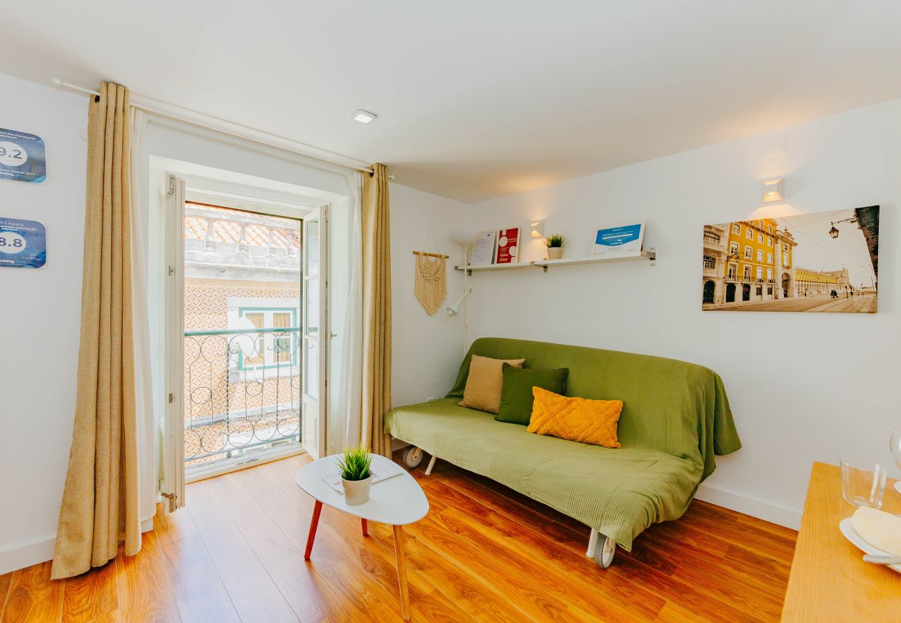 Apartment in Lisbon - RENT4REST BAIRRO ALTO CHARMING 1 BEDROOM APARTMENT