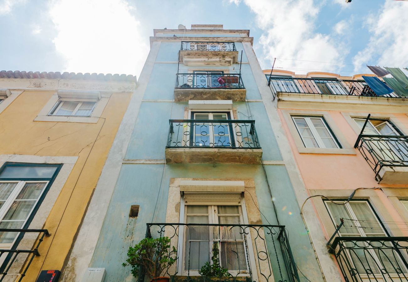 Apartment in Lisbon - RENT4REST BAIRRO ALTO CHARMING 1 BEDROOM APARTMENT