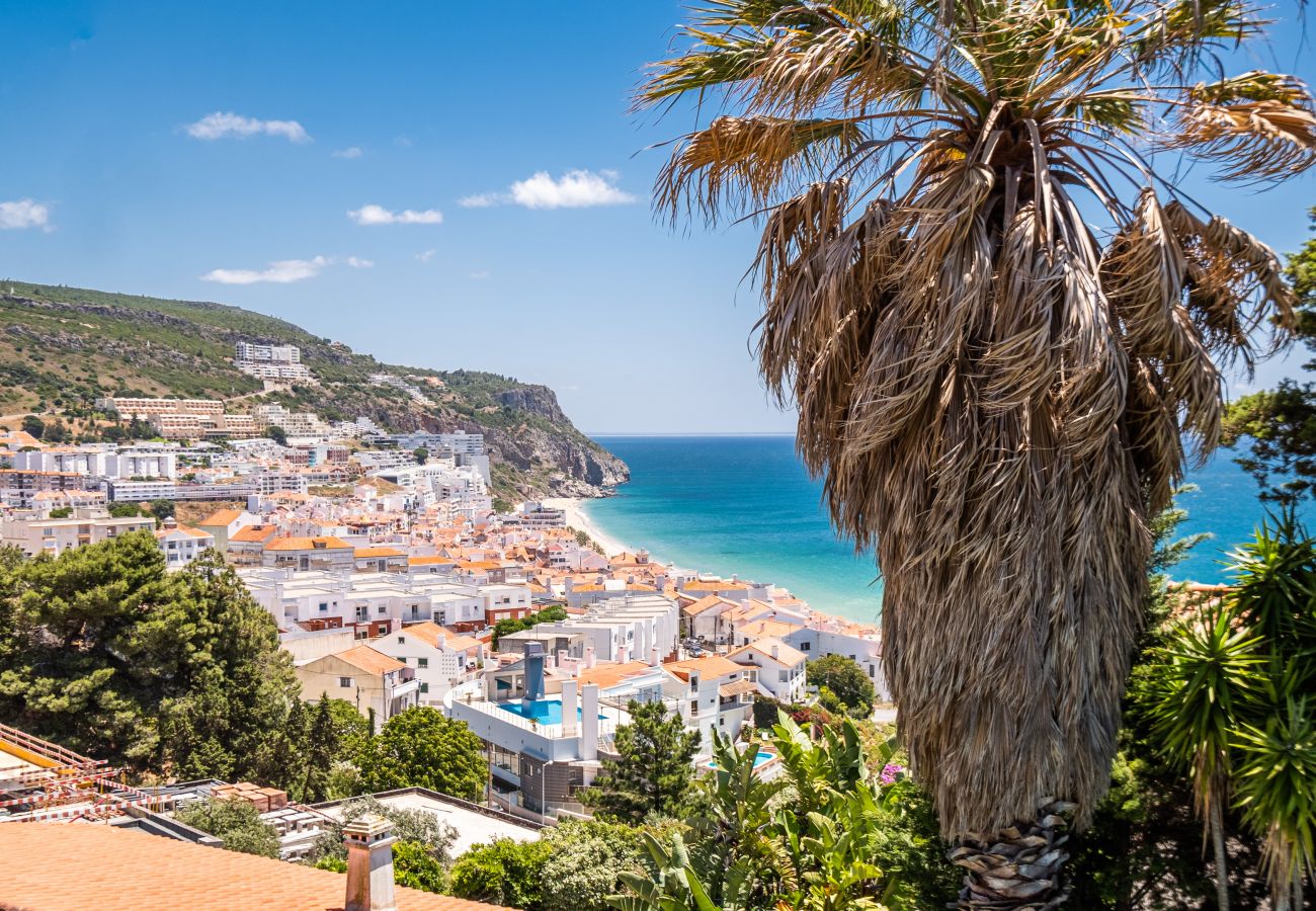 House in Sesimbra - Panoramic Ocean View Villa & Pool in Sesimbra by Rent4Rest