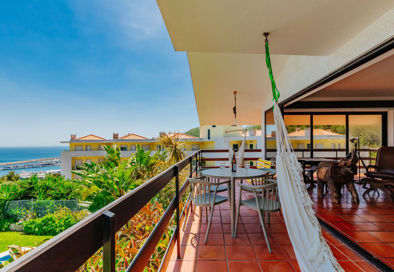 House in Sesimbra - Panoramic Ocean View Villa & Pool in Sesimbra by Rent4Rest
