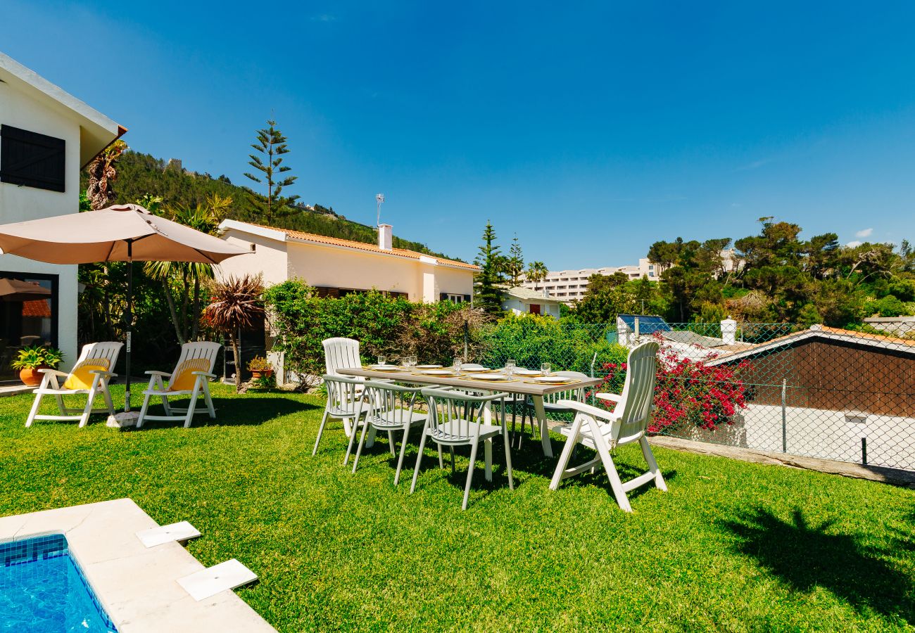 House in Sesimbra - Panoramic Ocean View Villa & Pool in Sesimbra by Rent4Rest