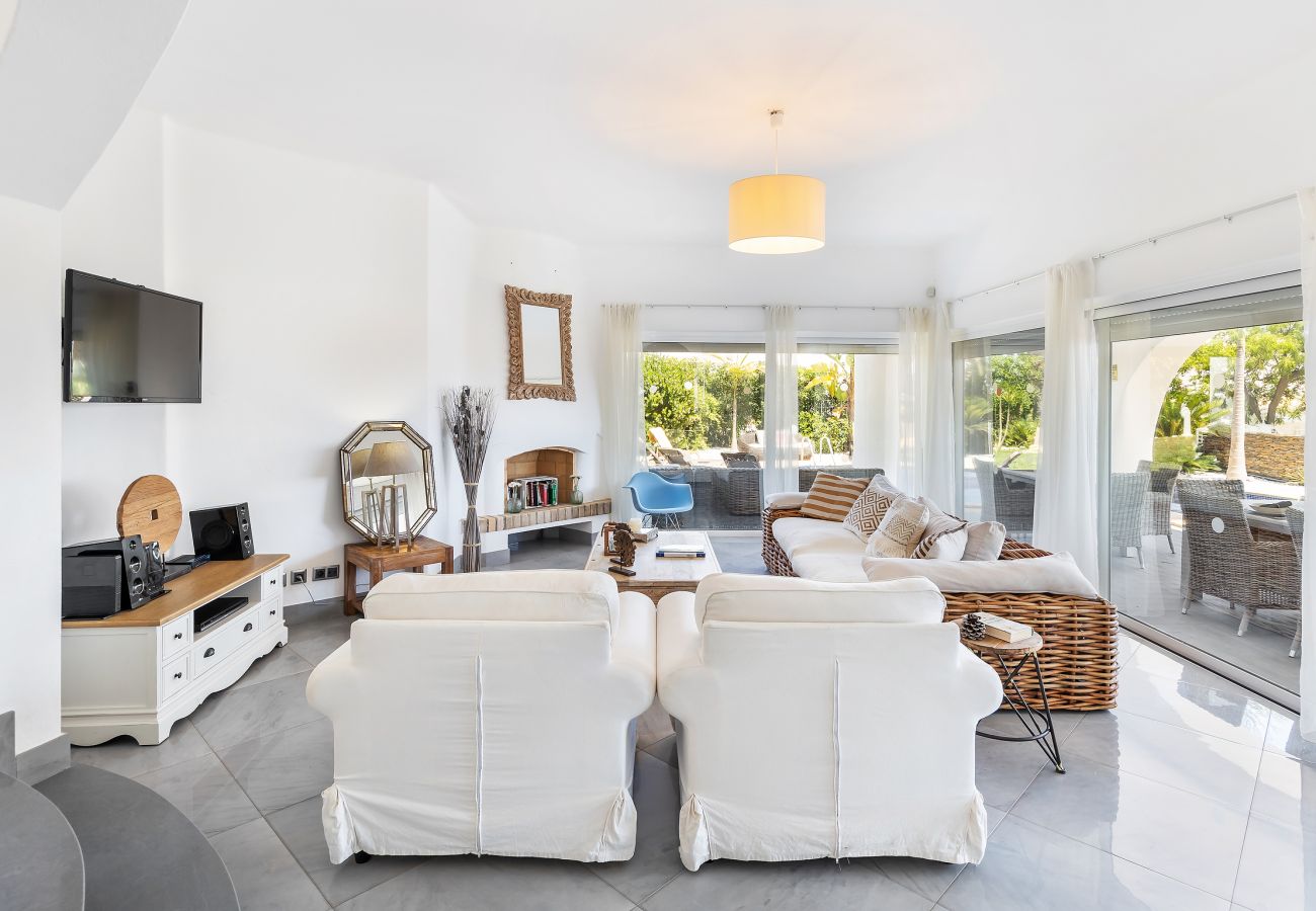 Villa in Albufeira - Villa Eva OCV - Private Pool and Games Room