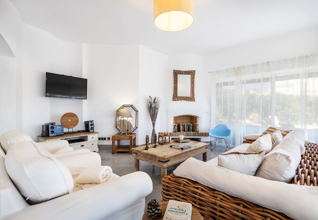 Villa in Albufeira - Villa Eva OCV - Private Pool and Games Room