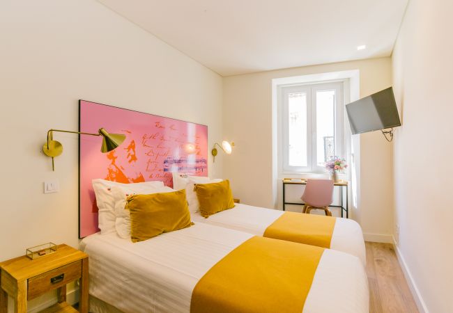 Rent by room in Lisboa - BAIRRO ALTO MUSIC GUEST HOUSE BRAHMS