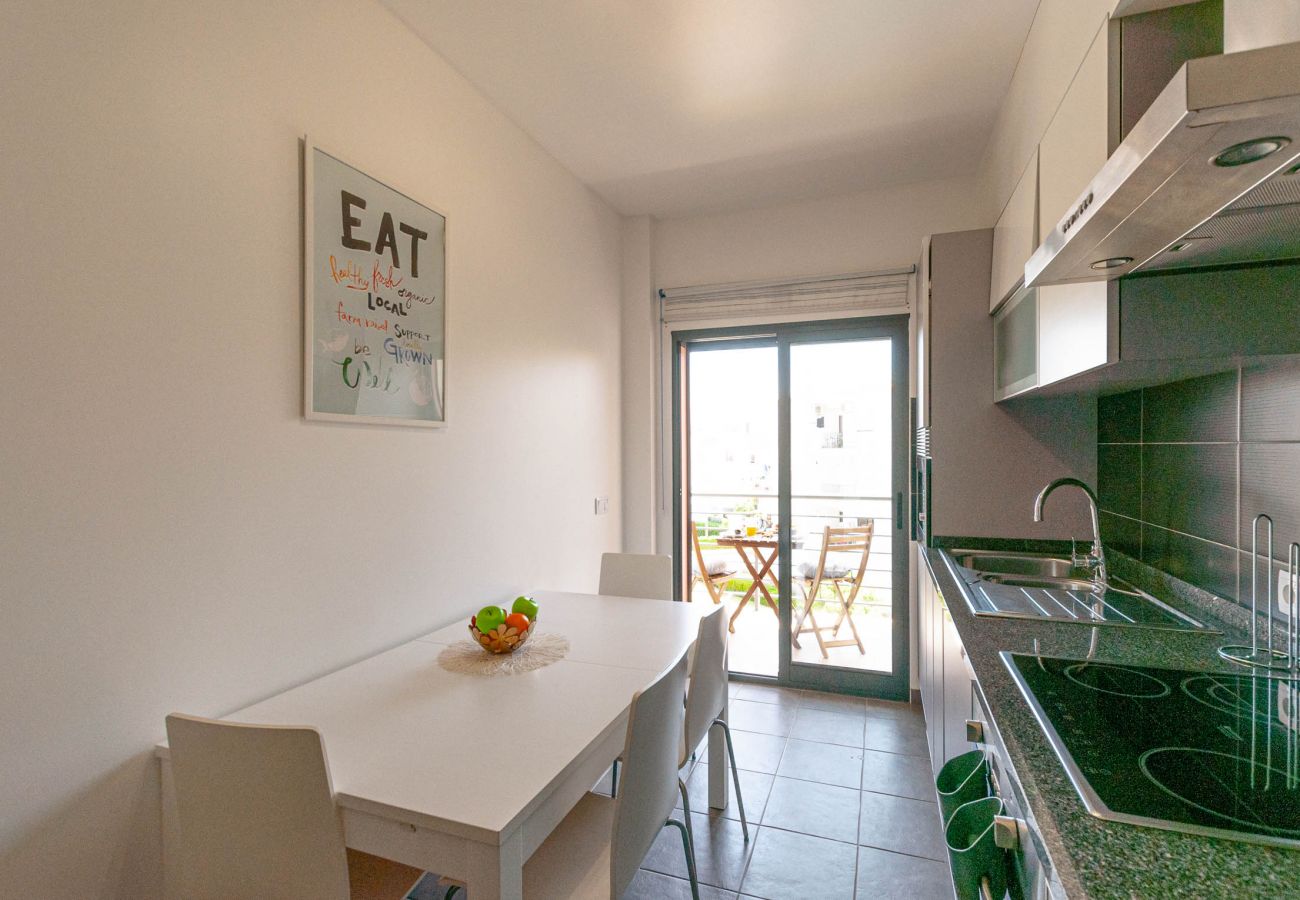 Apartment in Albufeira - Almond Apartment Ocv - Pool & Garage