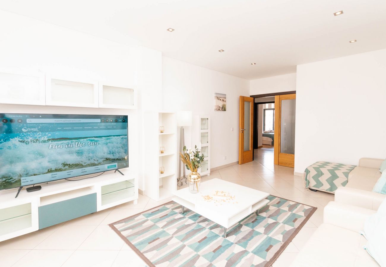 Apartment in Albufeira - Almond Apartment Ocv - Pool & Garage