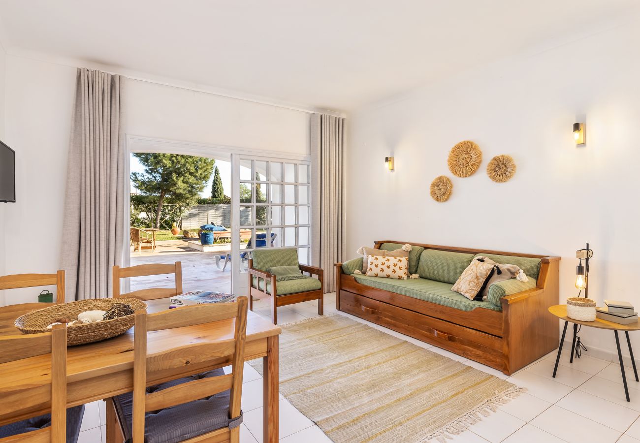 Apartment in Albufeira - Flat Acacia OCV - Pool & Private Parking