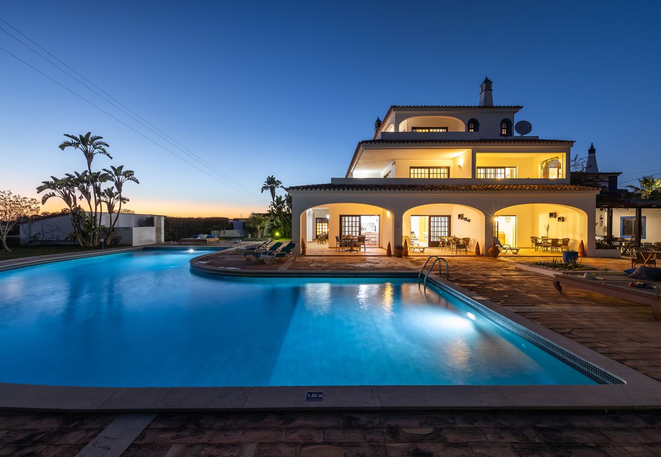 Apartment in Albufeira - Flat Acacia OCV - Pool & Private Parking